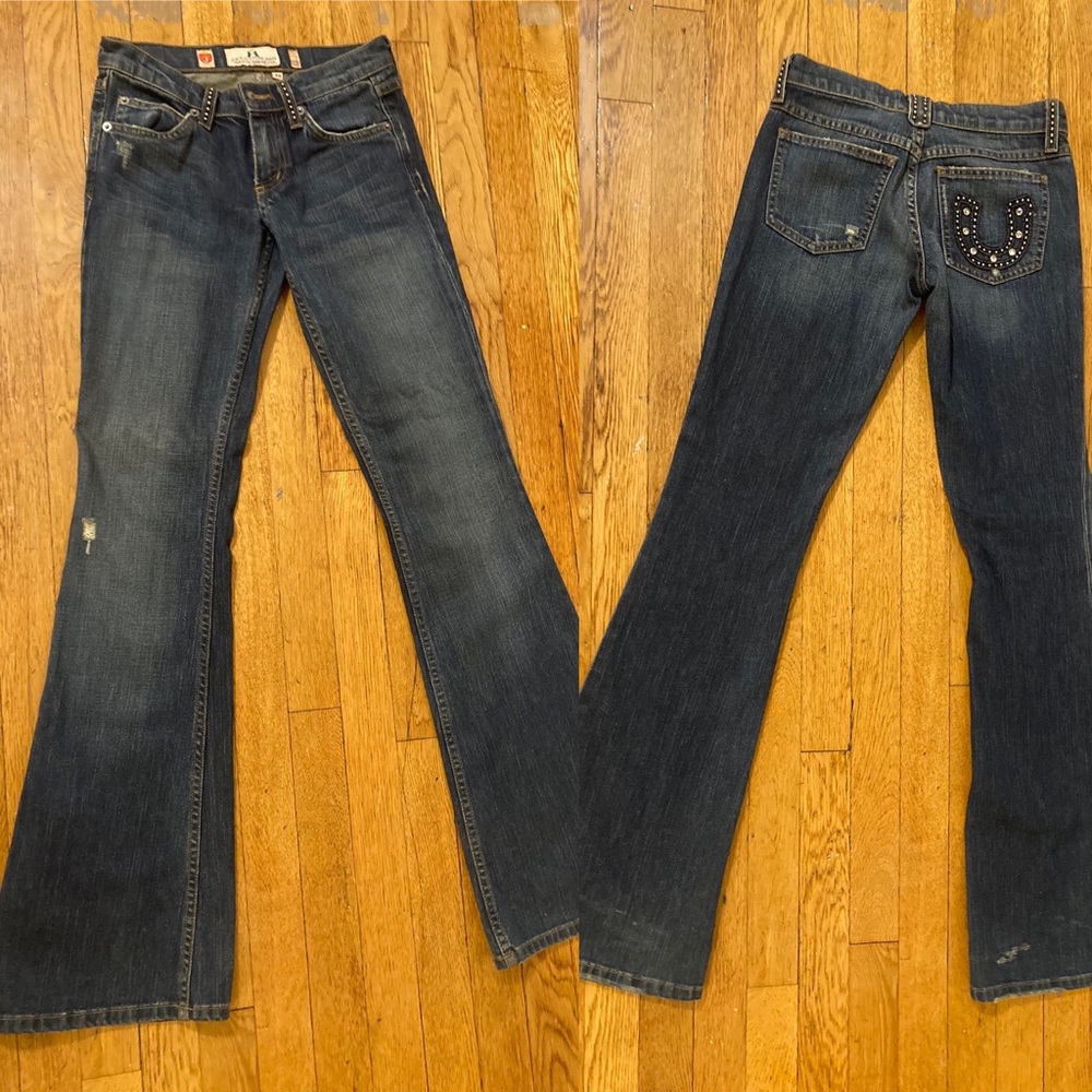 Juicy Couture Studded Horseshoe Pocket Jeans. Rare edition. Size 24. Worn Once!